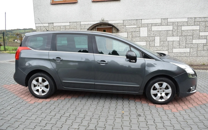 Peugeot 5008 cena 25900 przebieg: 210000, rok produkcji 2012 z Otmuchów małe 121